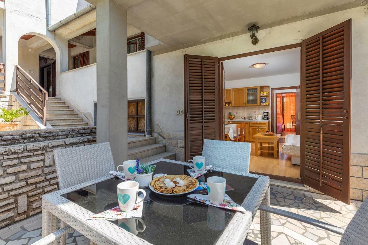 פורץ Apartments Rita מראה חיצוני תמונה