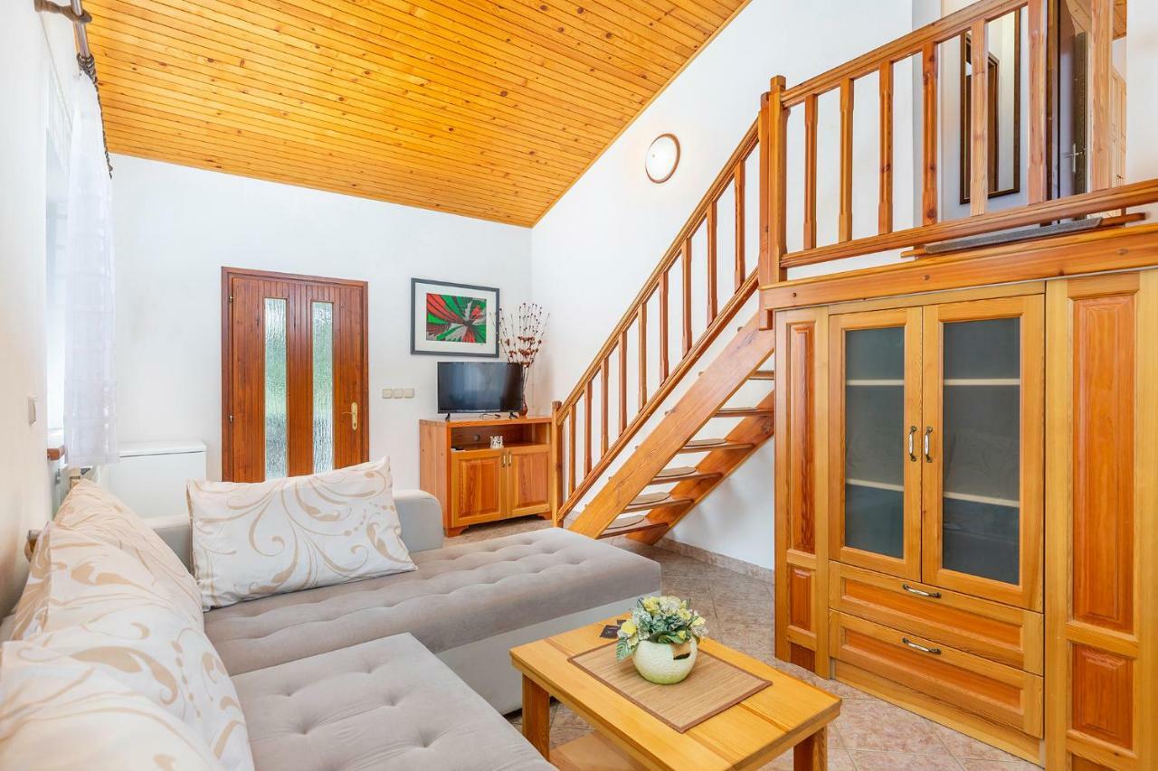 פורץ Apartments Rita מראה חיצוני תמונה