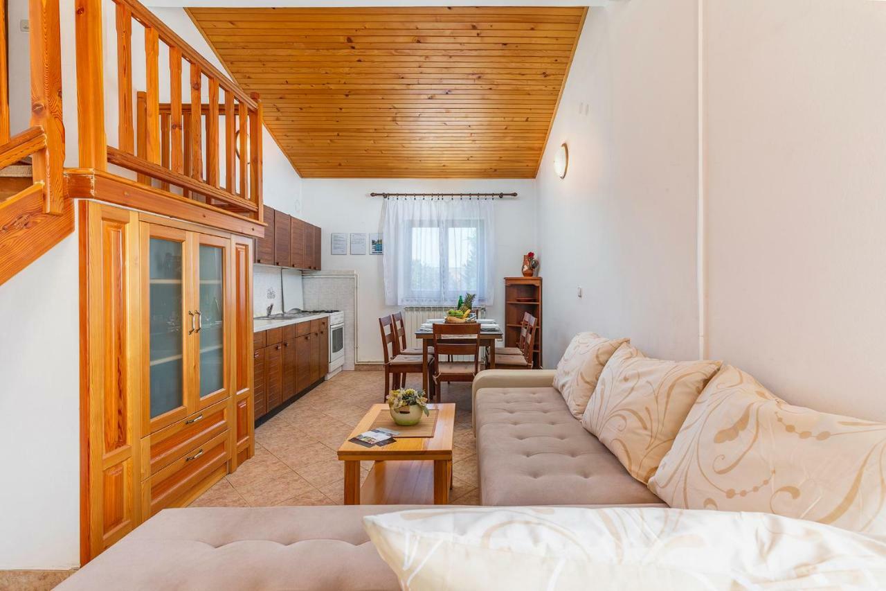 פורץ Apartments Rita מראה חיצוני תמונה