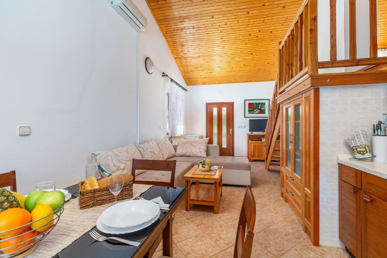 פורץ Apartments Rita מראה חיצוני תמונה